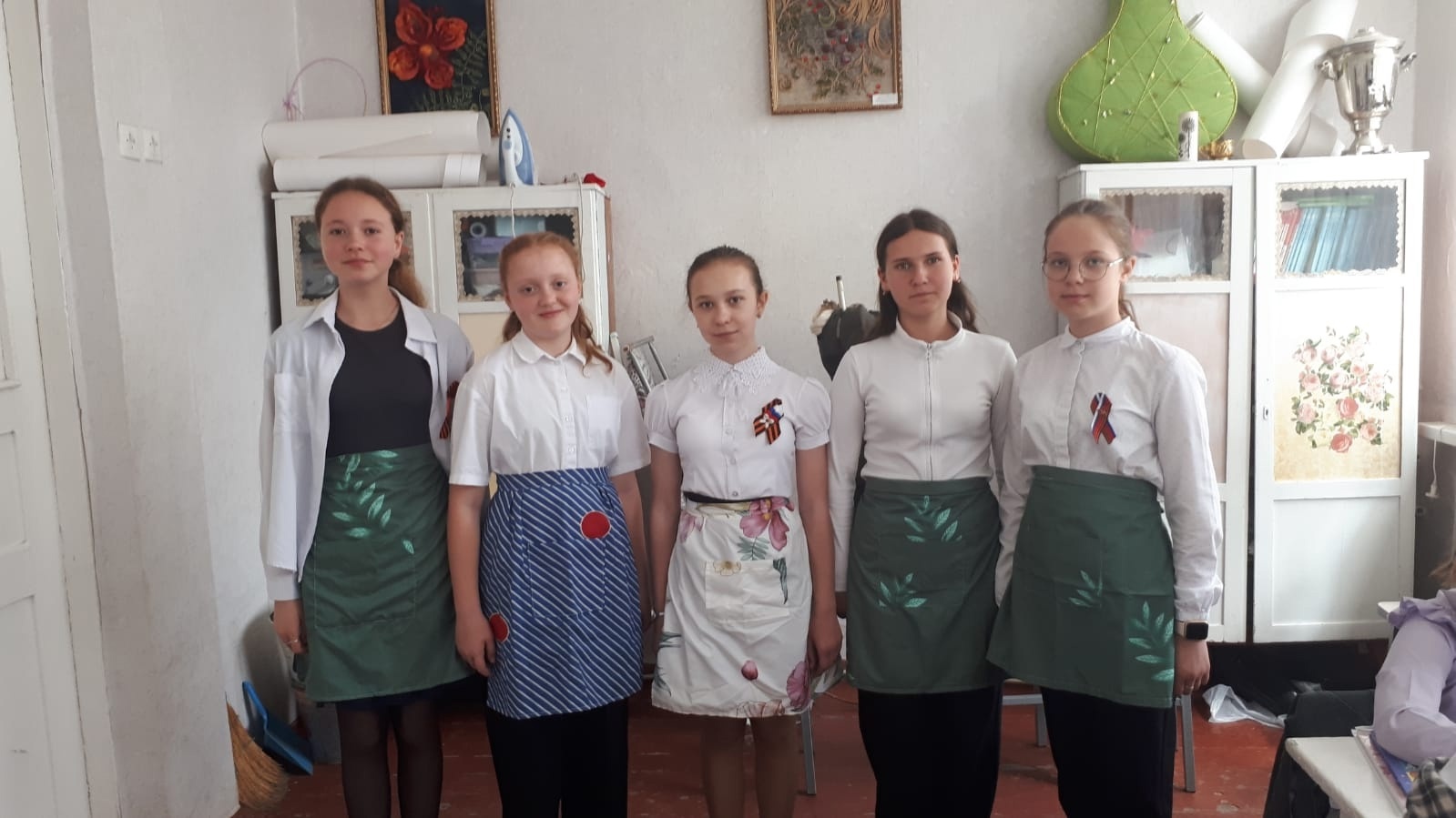 Урок по теме: &amp;quot;Изделие из текстильных материалов&amp;quot;.